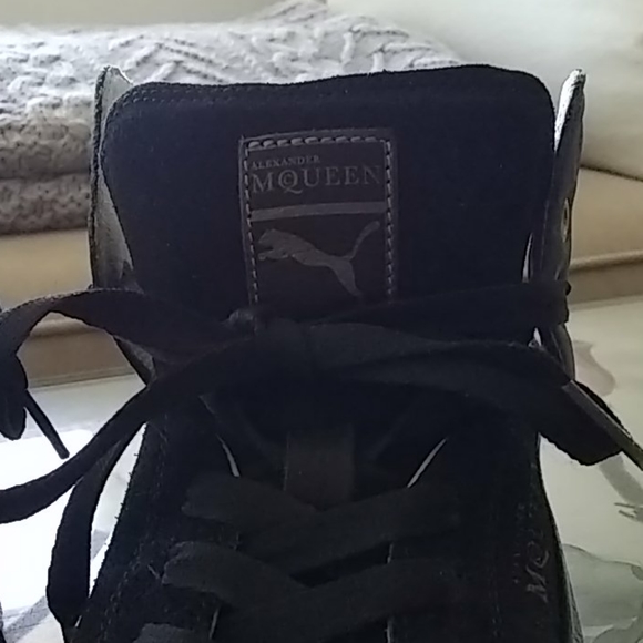 Vintage Puma by Alexander McQueen mid-top sneakers - Picture 2 of 4